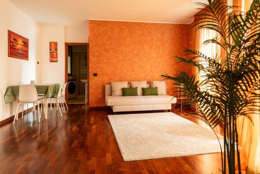 Attico Vicino Milano, Mxp, Rho Fiera Apartment *